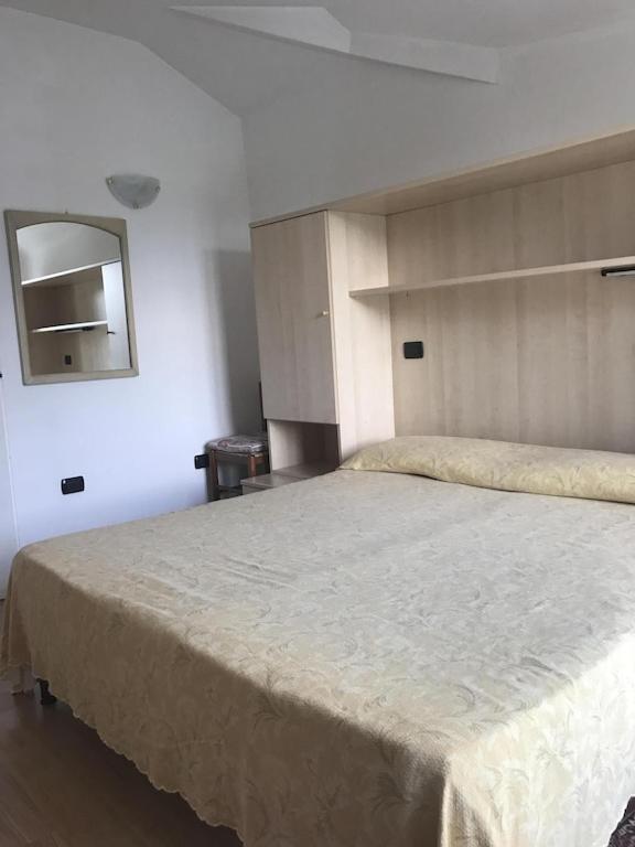 Casa Filippo Large 3 Room Apartment, Close To The Beach, Free Wifi Internet Riva del Garda Esterno foto