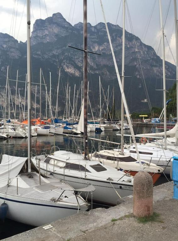 Casa Filippo Large 3 Room Apartment, Close To The Beach, Free Wifi Internet Riva del Garda Esterno foto