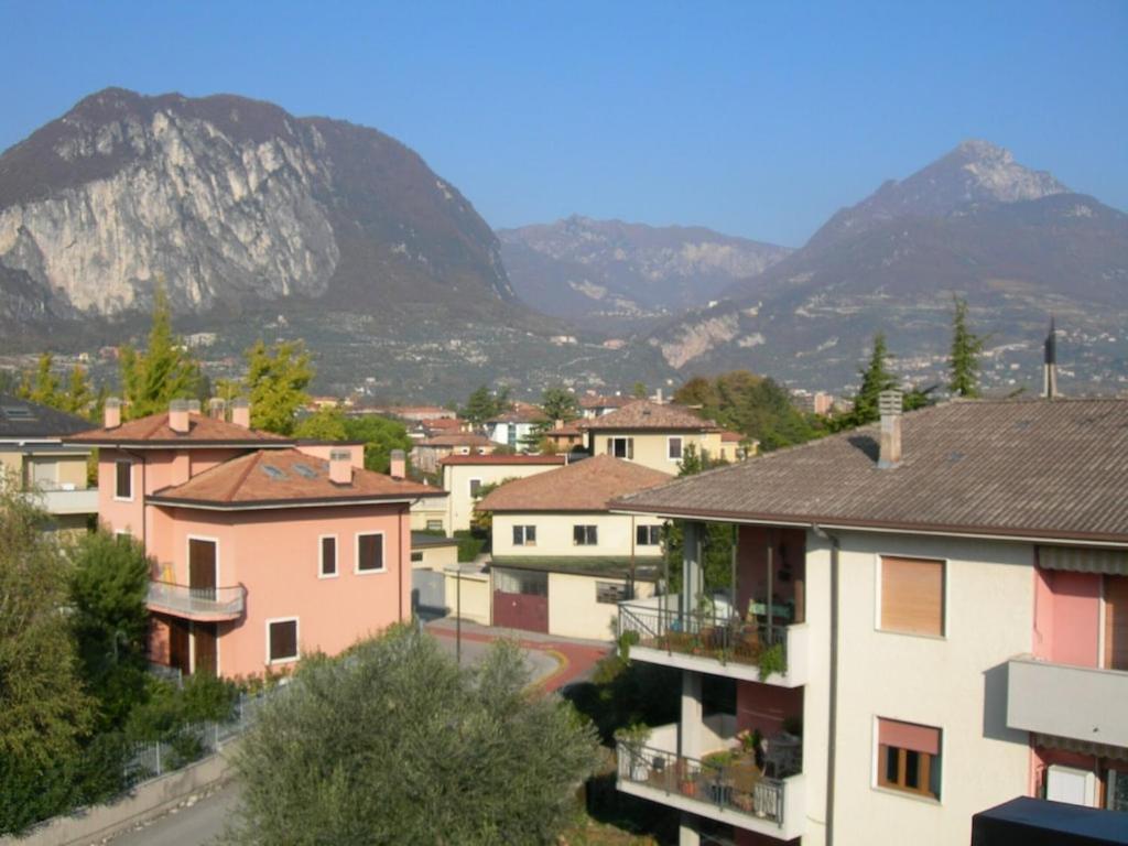 Casa Filippo Large 3 Room Apartment, Close To The Beach, Free Wifi Internet Riva del Garda Esterno foto